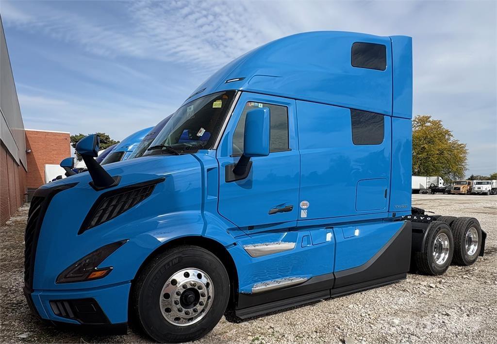 Volvo VNL 기타 트럭