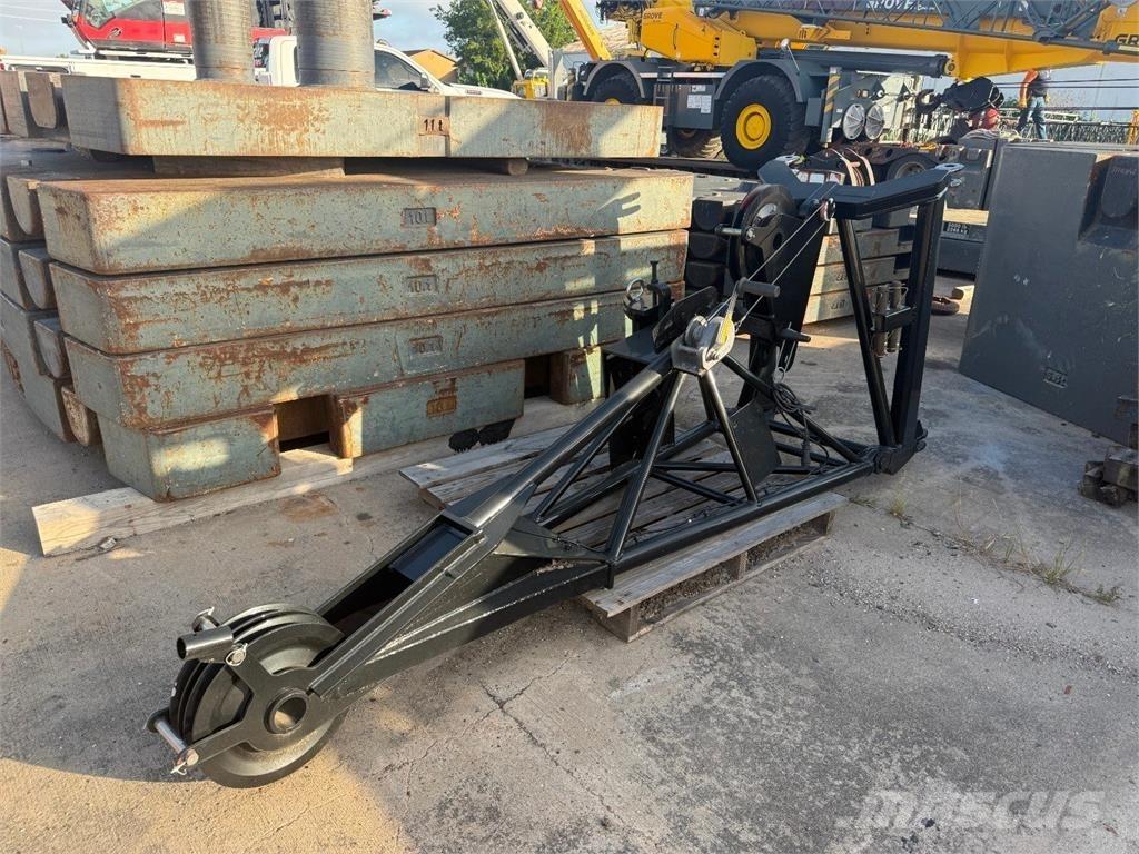 Liebherr  붐 및 디퍼
