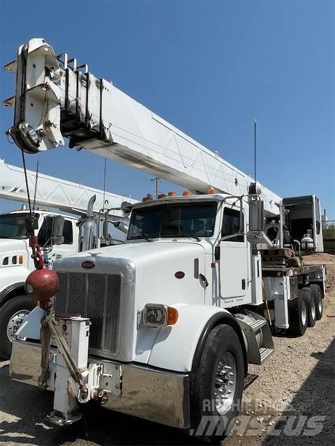 Altec AC38-127S 크레인 트럭