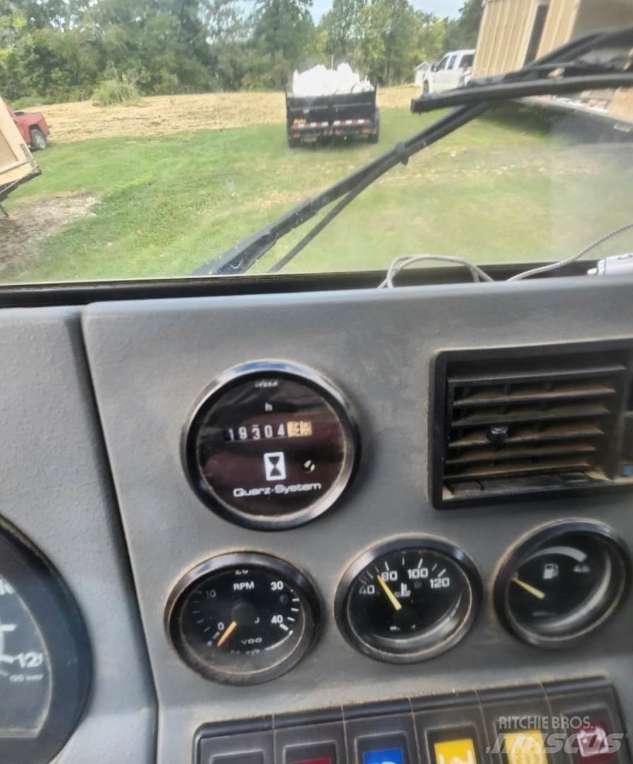 Grove GMK4075 A/T 크레인