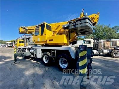 Grove TMS900E A/T 크레인