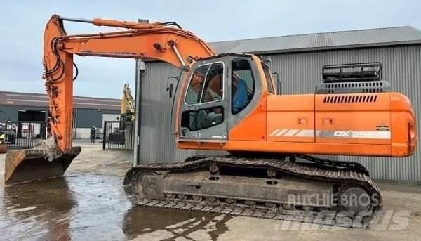 Doosan DX 255 LC 대형 굴삭기 29톤 이상