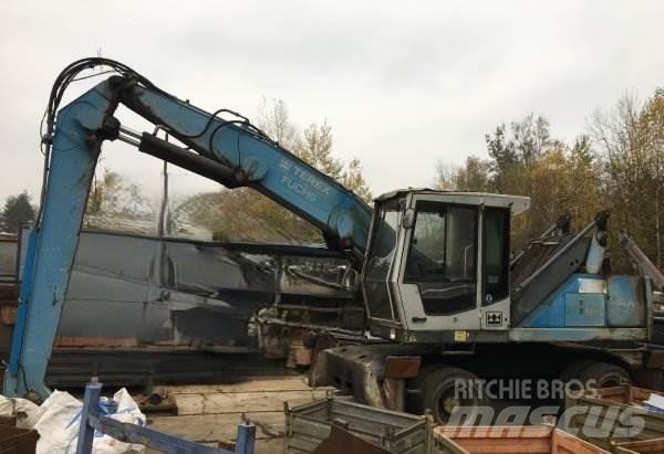 Fuchs MHL 320 폐기물/산업 처리기