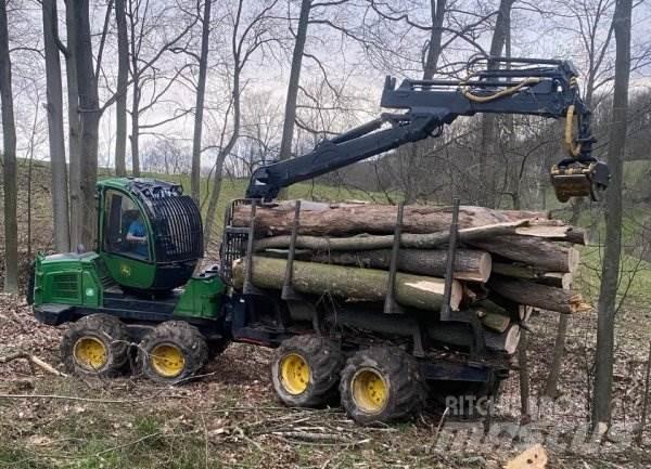 John Deere 1010 E 원목 하베스터