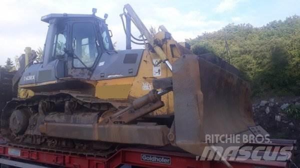 Komatsu D65 EX-12 크롤러 도저