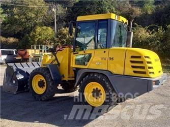 Komatsu WA 95  휠로우더