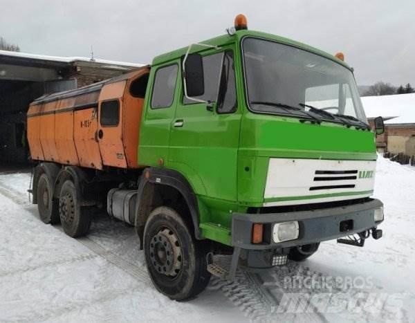 Liaz NVN 110.830 탱커 트럭