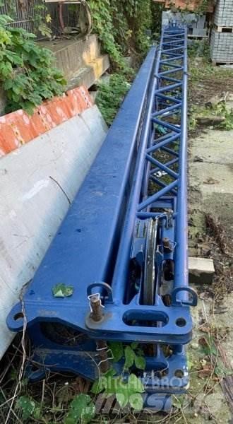 Liebherr 1030 크레인 트럭