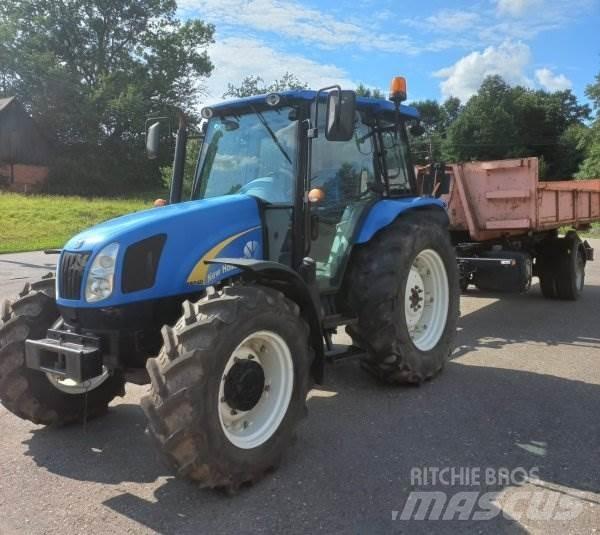 New Holland T5040 티퍼 트레일러