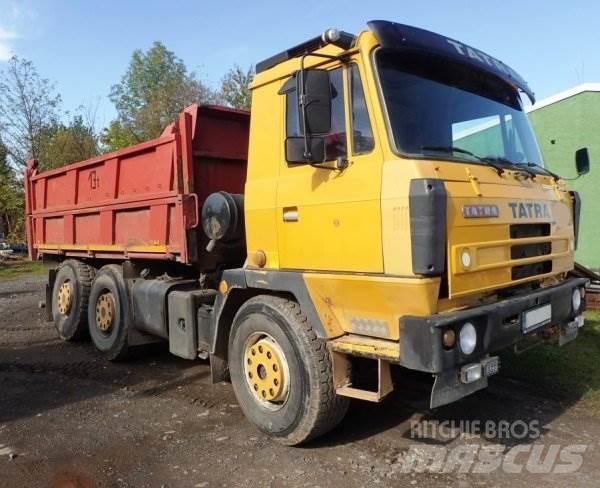 Tatra T 815 덤프 트럭