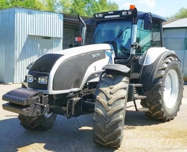 Valtra T190 트랙터