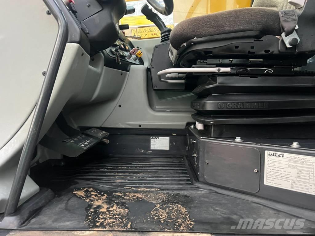 Dieci Pegasus 40.18 텔러 핸들러