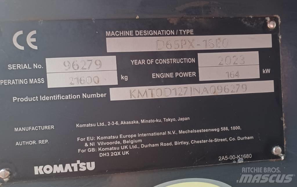 Komatsu D65PX-18 크롤러 도저