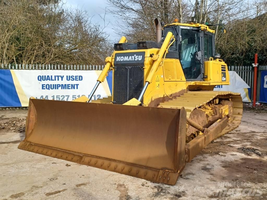 Komatsu D65PX-18 크롤러 도저