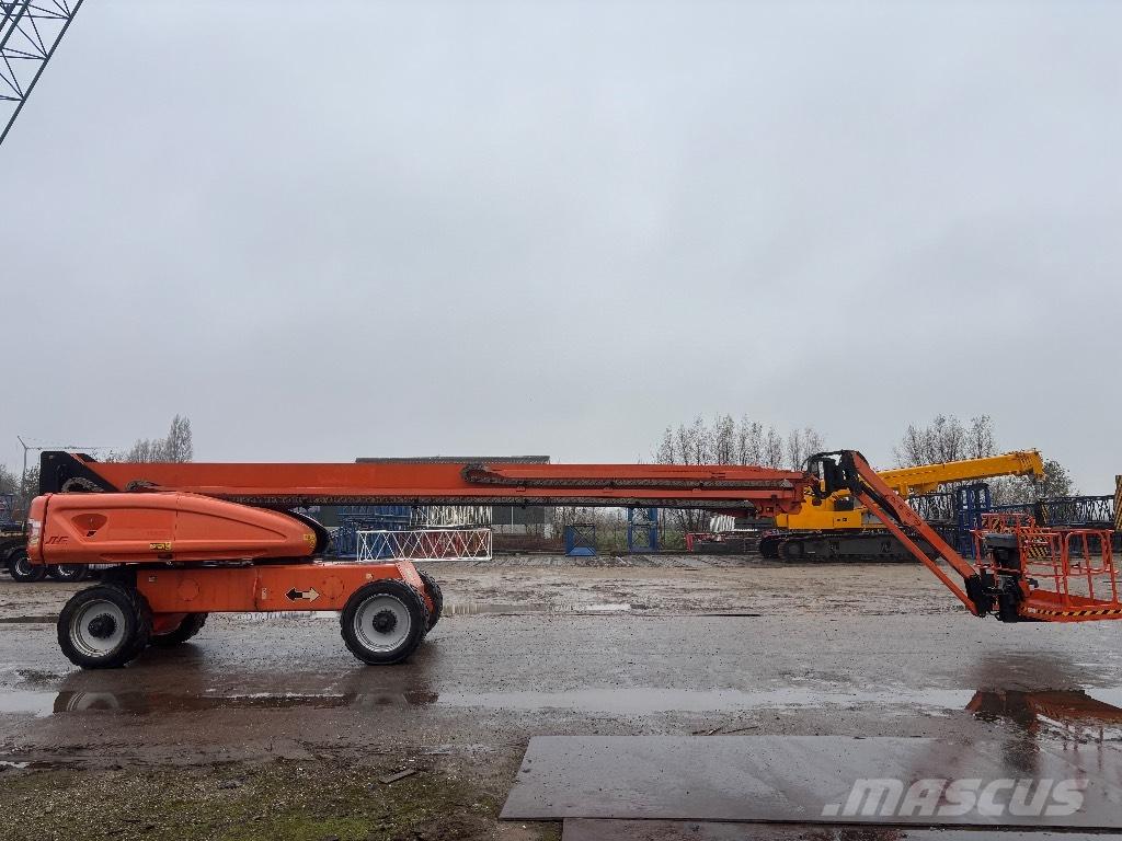 JLG 1350 SJP 견인식 전동이동 리프트