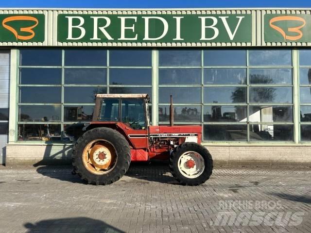 International 955-A 트랙터