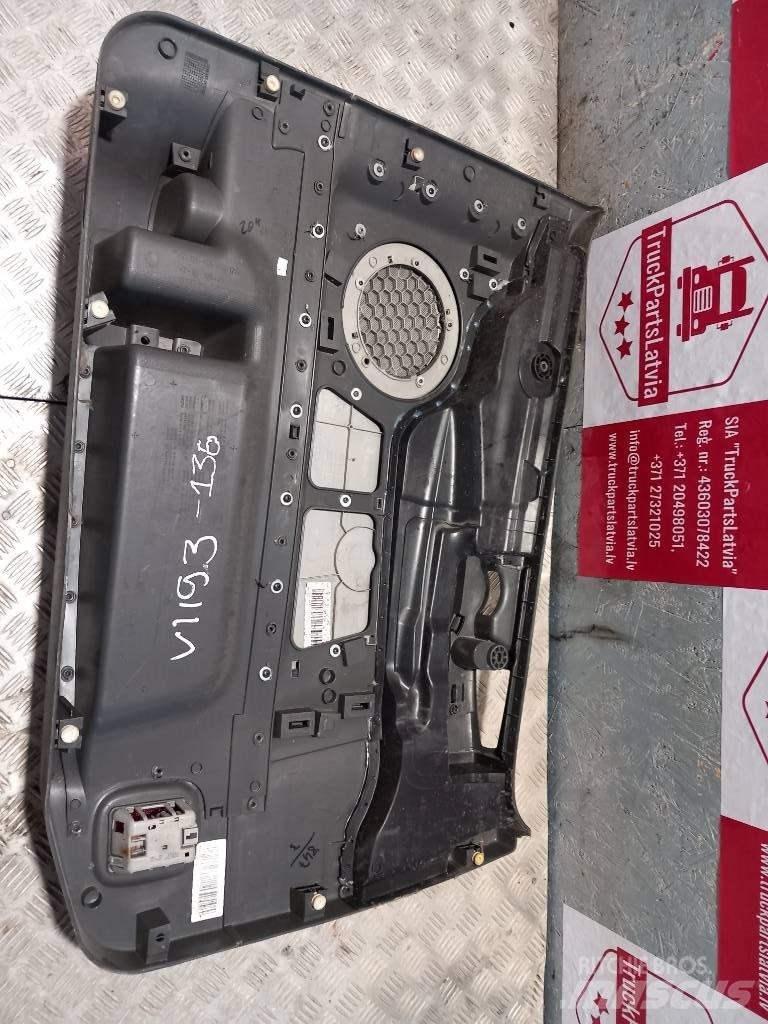Volvo FH 12 20584915 캐빈 및 인테리어