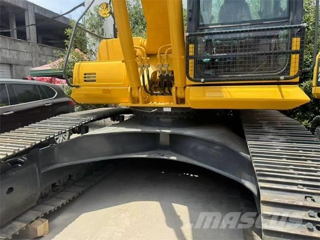 Komatsu PC 220 대형 굴삭기 29톤 이상