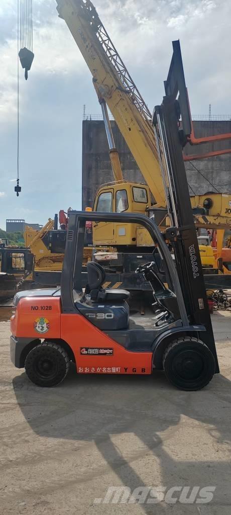 Toyota FD 30 디젤 지게차