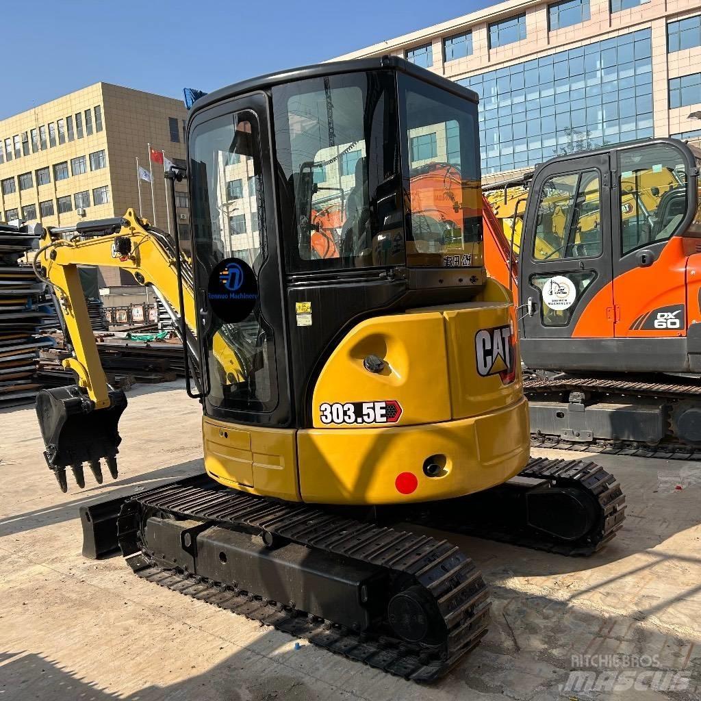 CAT 303.5 E 소형 굴삭기 7톤 미만