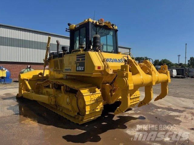 Komatsu D65EX-18 크롤러 도저