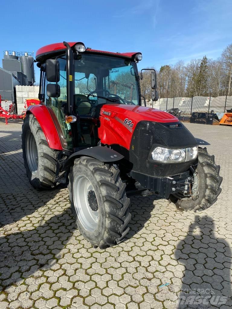 Case IH Farmall 65 A 트랙터