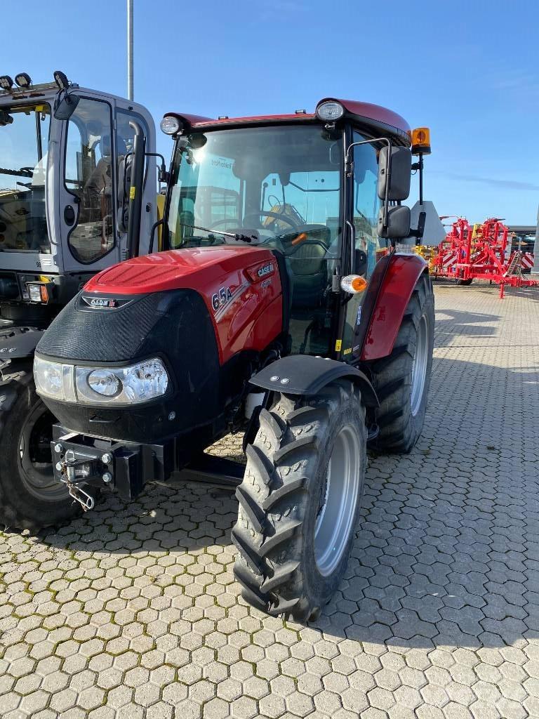 Case IH Farmall 65 A 트랙터