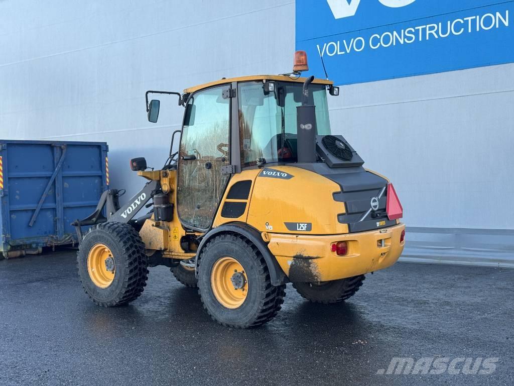 Volvo L 25 F  휠로우더