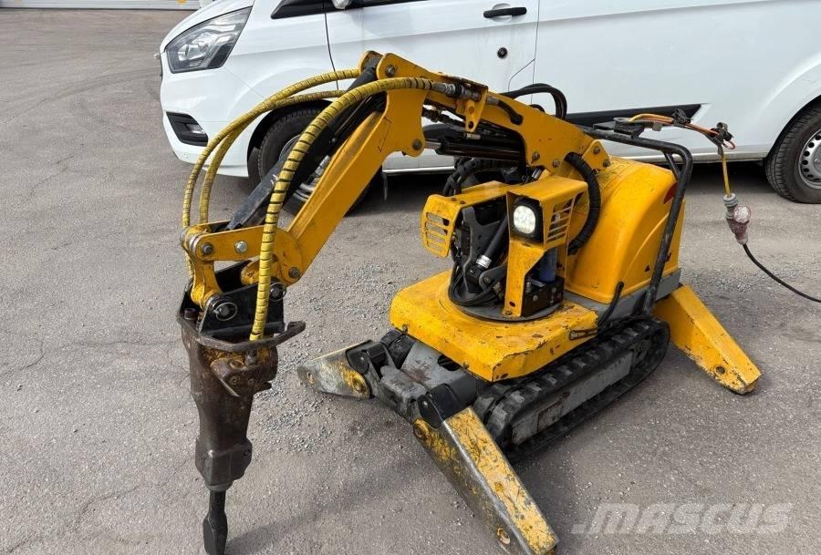 Brokk 50 파쇄용 굴삭기