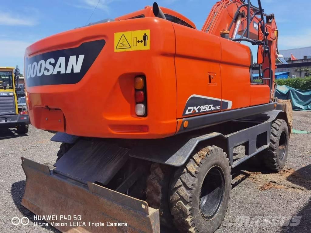 Doosan DX150W-9C  휠 굴삭기