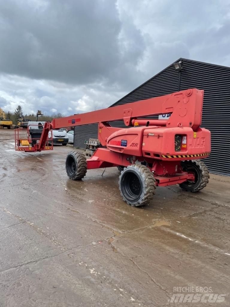JLG 600jp 관절형 전동이동 리프트
