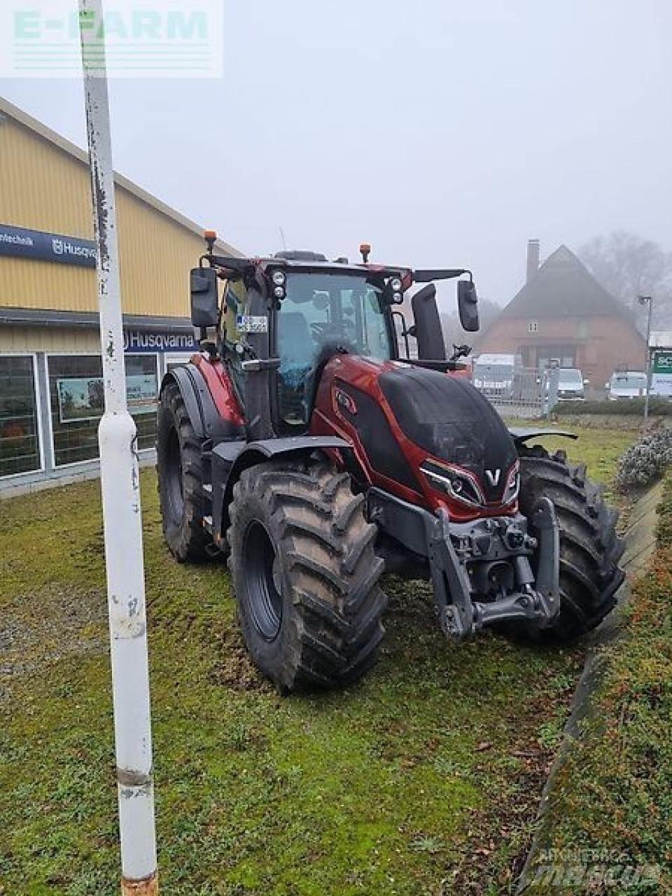 Valtra q 265 트랙터