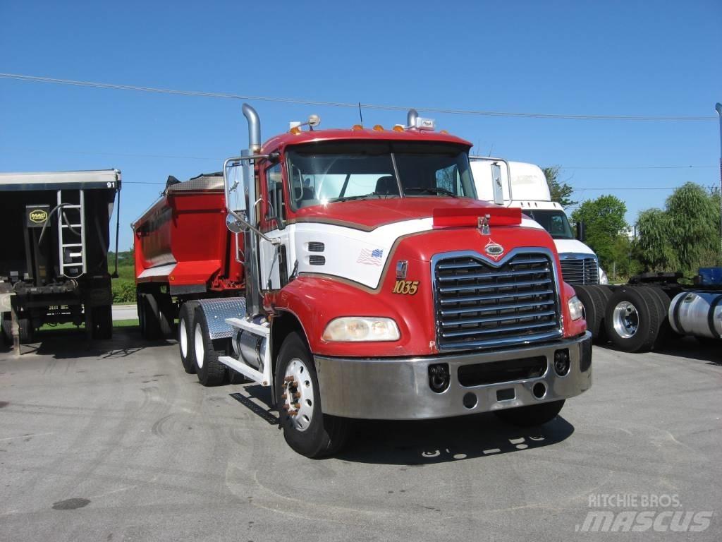 Mack CXN 613 트랙터 유닛