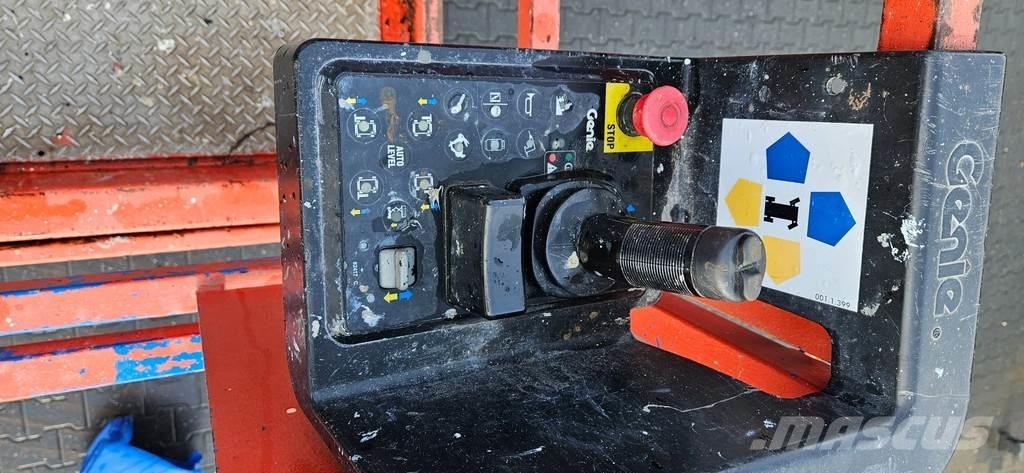 Genie GS 2668 RT 가위형 리프트