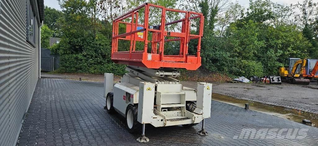 Genie GS 2668 RT 가위형 리프트