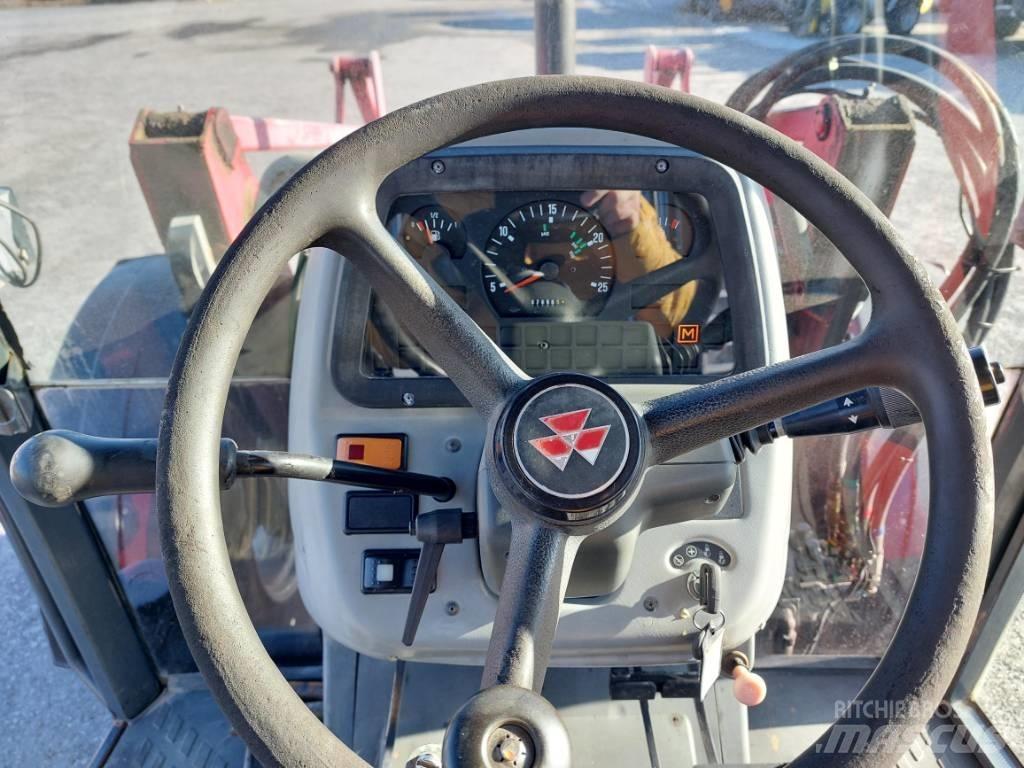 Massey Ferguson 4245 트랙터