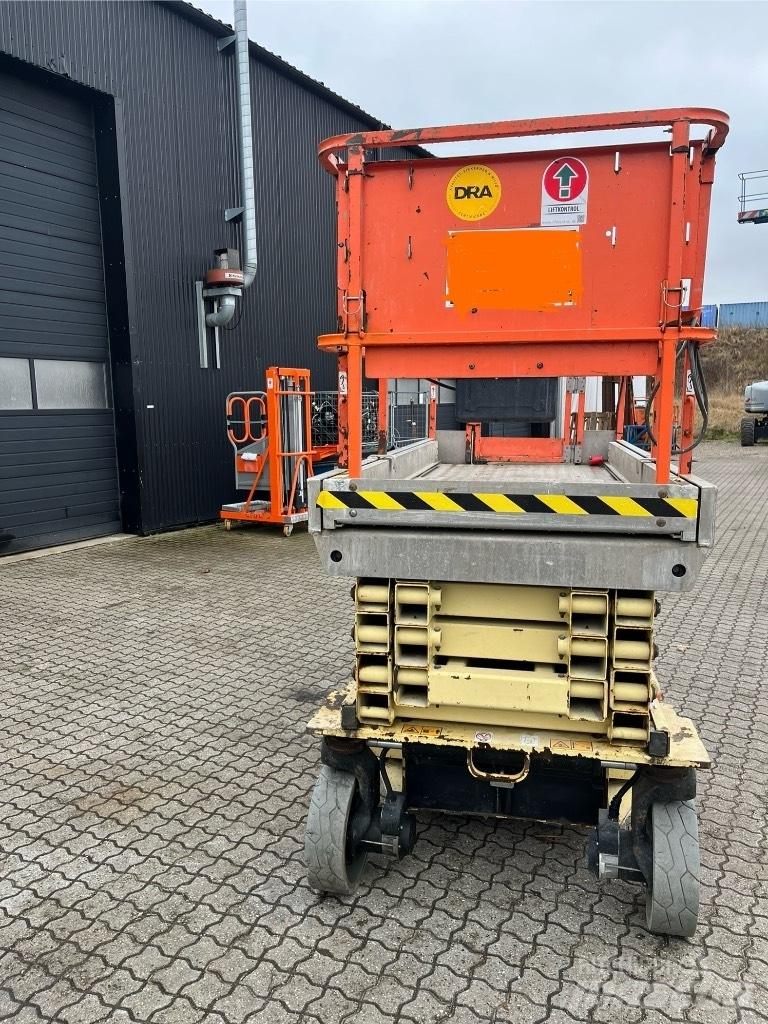 JLG 2646 ES 가위형 리프트