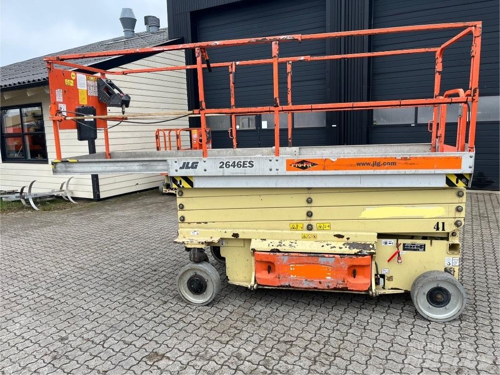 JLG 2646 ES 가위형 리프트