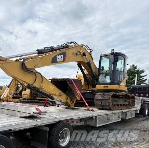 CAT 313 D  휠 굴삭기