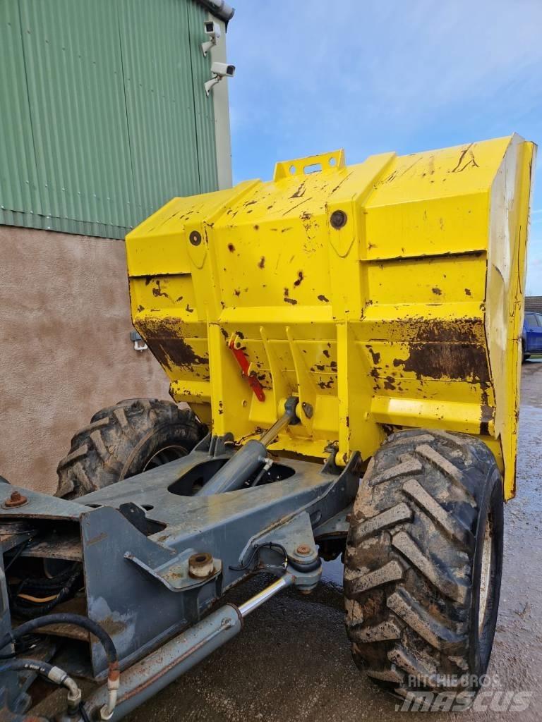 Wacker Neuson DW 90 건설현장 덤프트럭