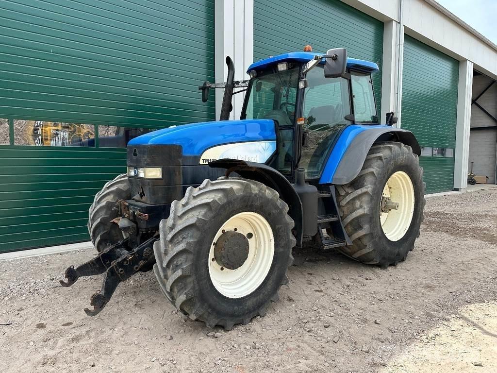New Holland TM 190 트랙터