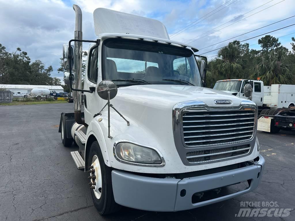 Freightliner M2 112 트랙터 유닛
