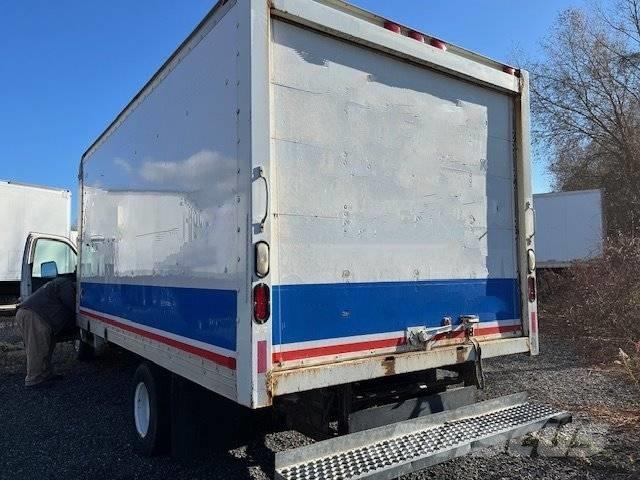 Chevrolet 3500 시립/다목적 차량