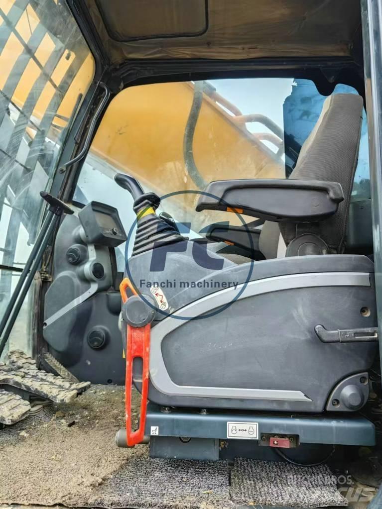 Hyundai 520L-9VS 대형 굴삭기 29톤 이상
