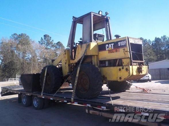 CAT 910 F  휠로우더