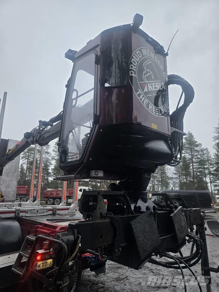 Kesla 2112T 목재 크레인