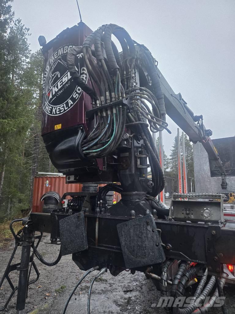 Kesla 2112T 목재 크레인