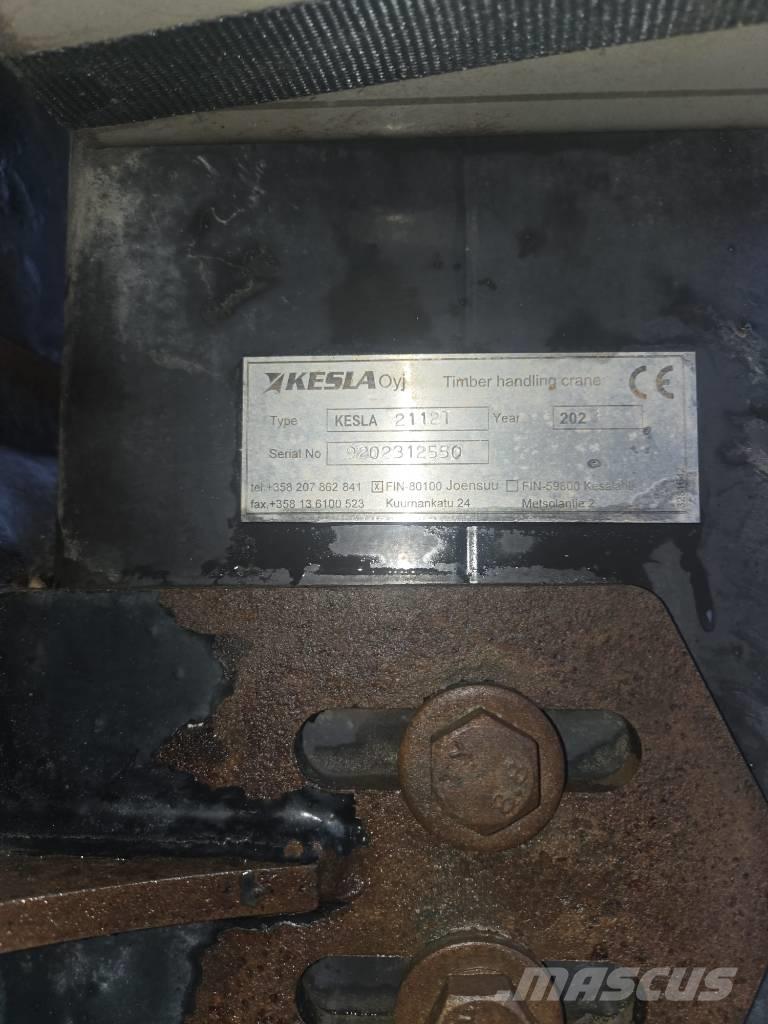 Kesla 2112T 목재 크레인