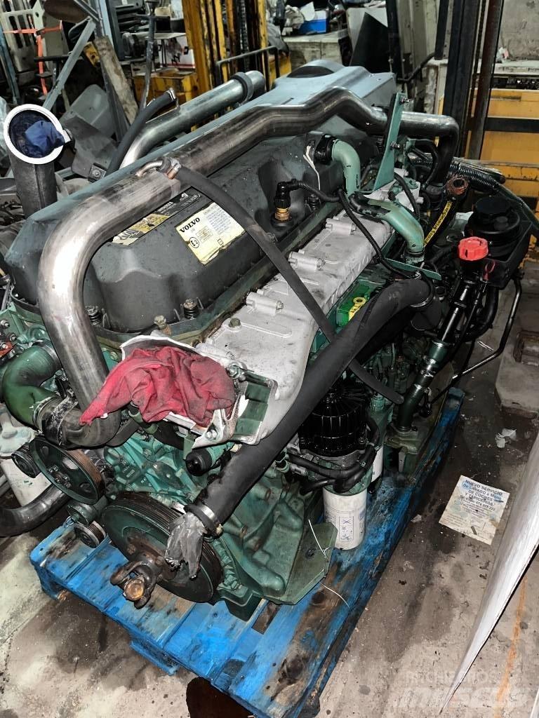 Volvo D9 B 엔진
