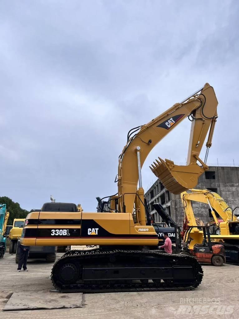 CAT 330 B 대형 굴삭기 29톤 이상